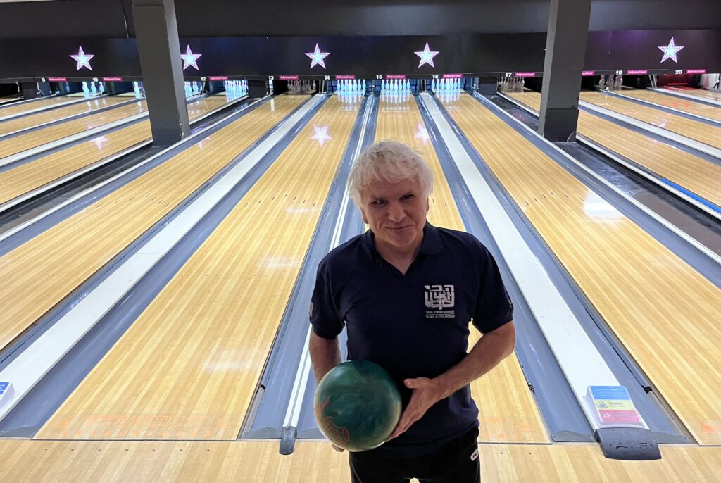 Shlomo, the Tenpin Bowling World Champion YouTube-born